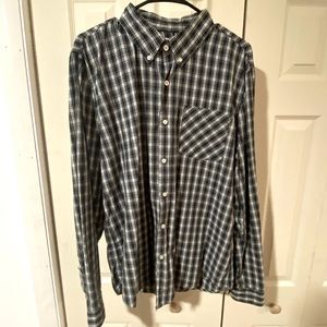 Casual Cotton Buttondown